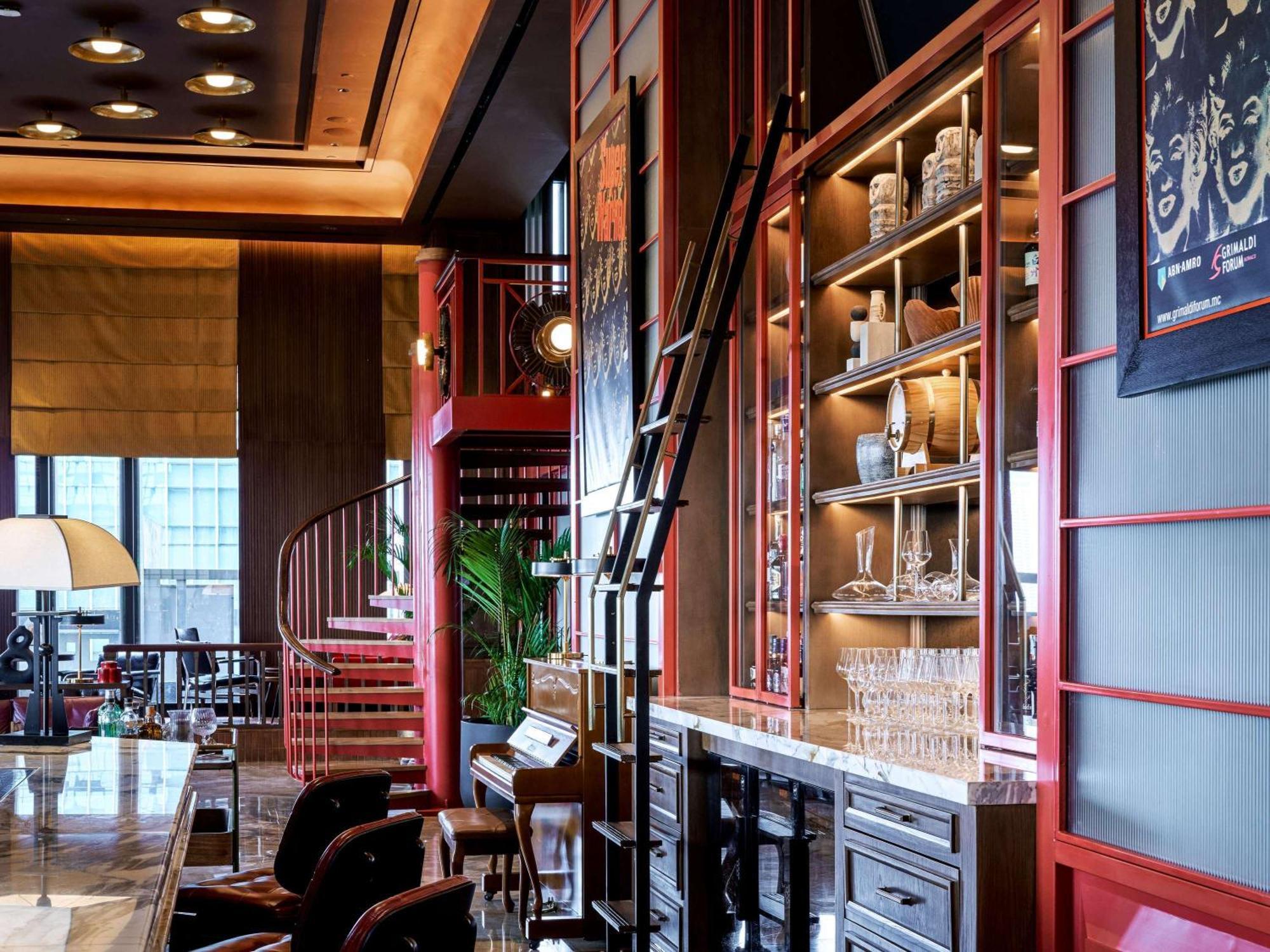 25Hours Hotel Jakarta The Oddbird Exterior photo